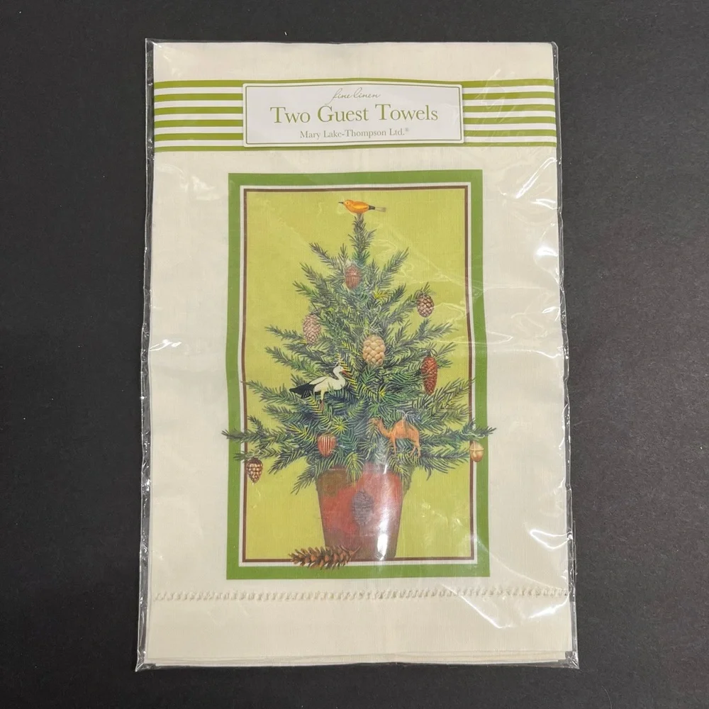 Mary Lake-Thompson Ltd. Guest Towels Fine Linen Pair Christmas Tree Solstice New